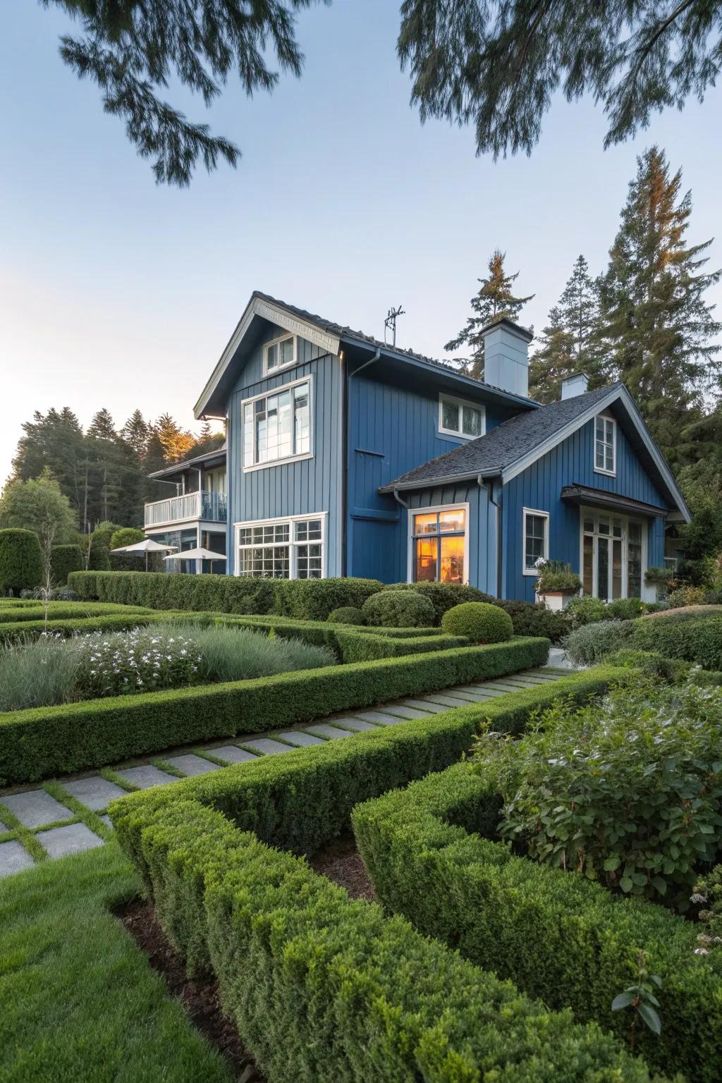 A stunning mix of strong blues and grays for a contemporary feel.