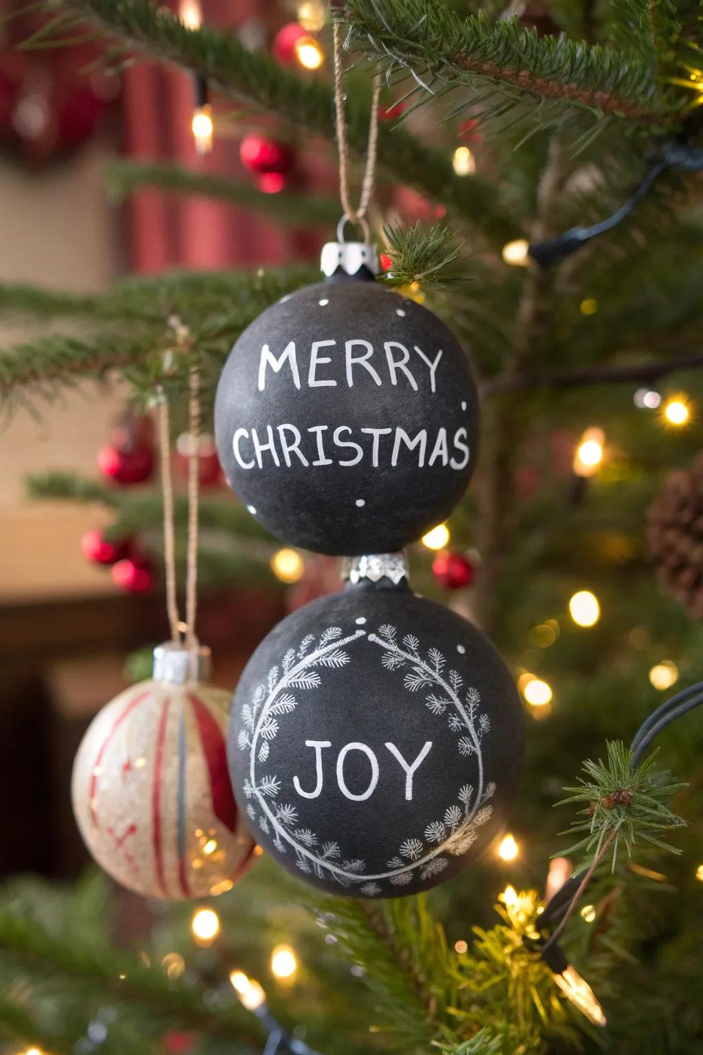 Chalkboard-painted ornaments invite festive creativity and messages.