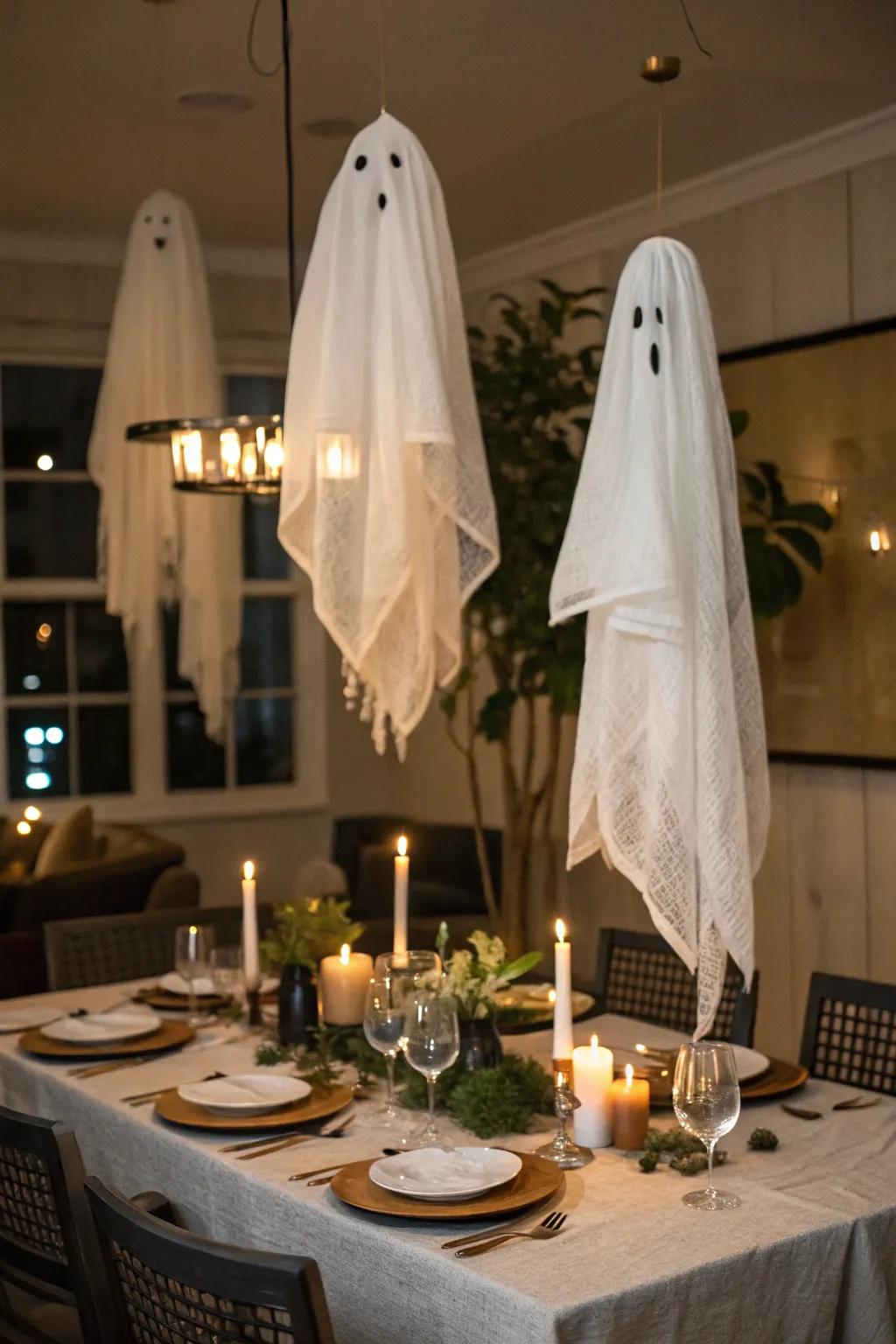 Floating ghosts make for an intriguing and spooky centerpiece.