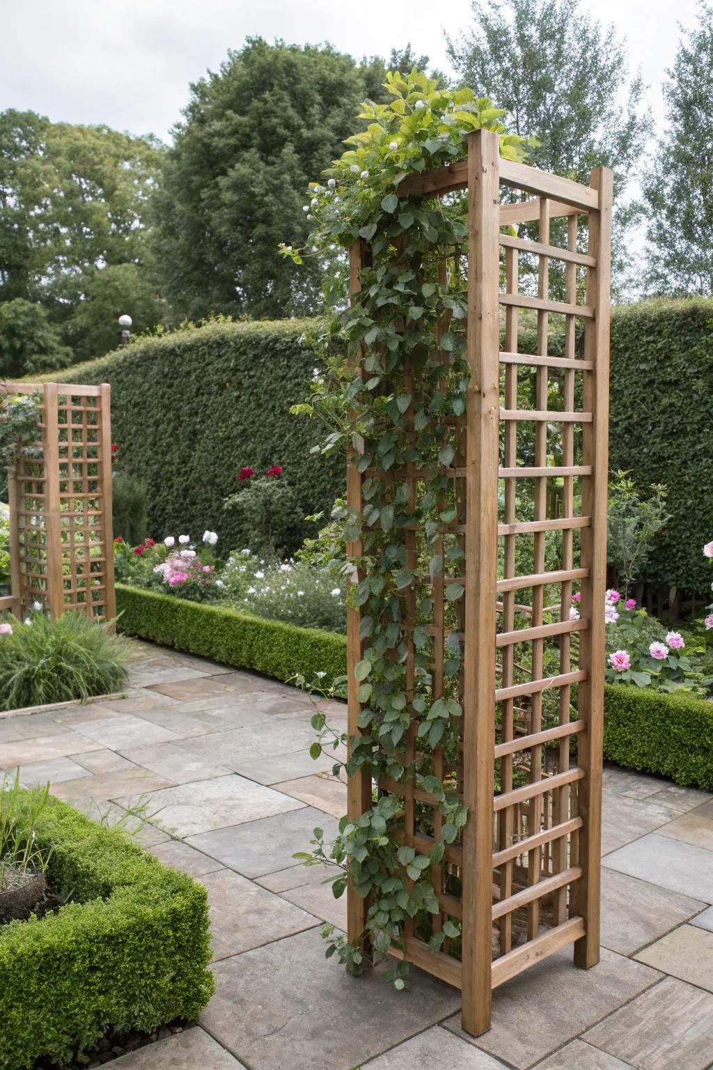 Opt for flexibility with a freestanding trellis panel.