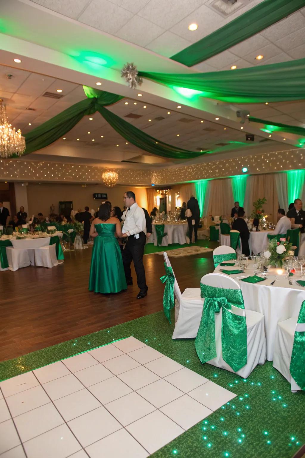 Reception details enhanced with emerald green accents.